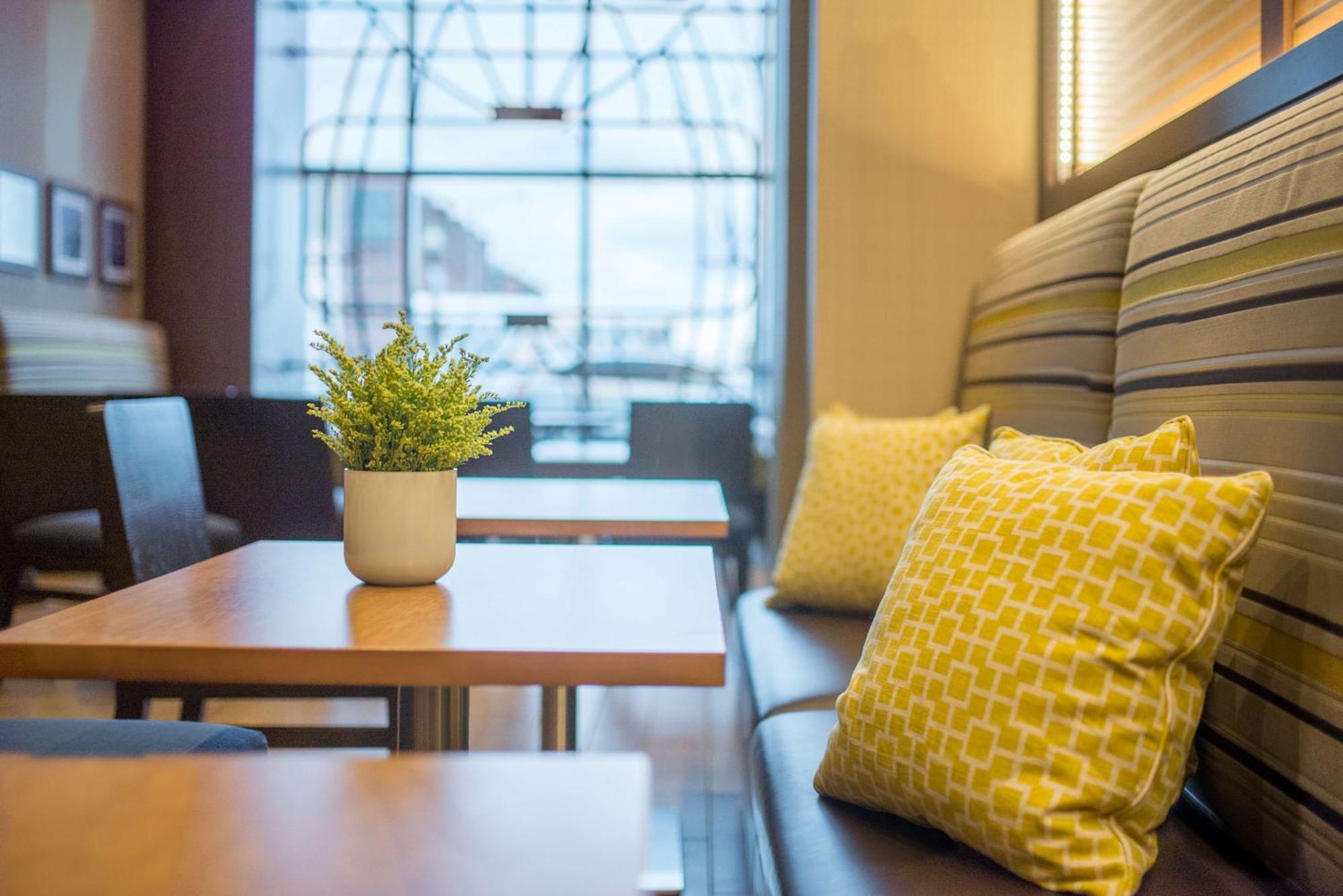 Hampton Inn & Suites Washington, D.C. - Navy Yard Exterior photo